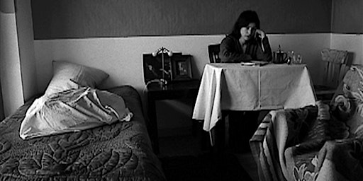 Imagen principal de CHANTAL AKERMAN en MARTES DE MARATÓN : JE, TU, IL, ELLE (1974)