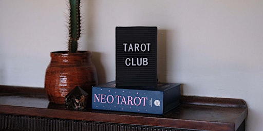 Tarot Club  primärbild