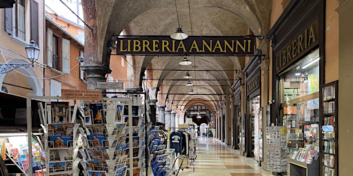 Immagine principale di aMa Bologna: Incontri in libreria sotto il portico de' Musei 