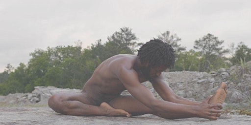 COURAGE: Nude Yoga  primärbild