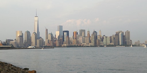 Hauptbild für Statue of Liberty and NYC Skyline Sightseeing Cruise