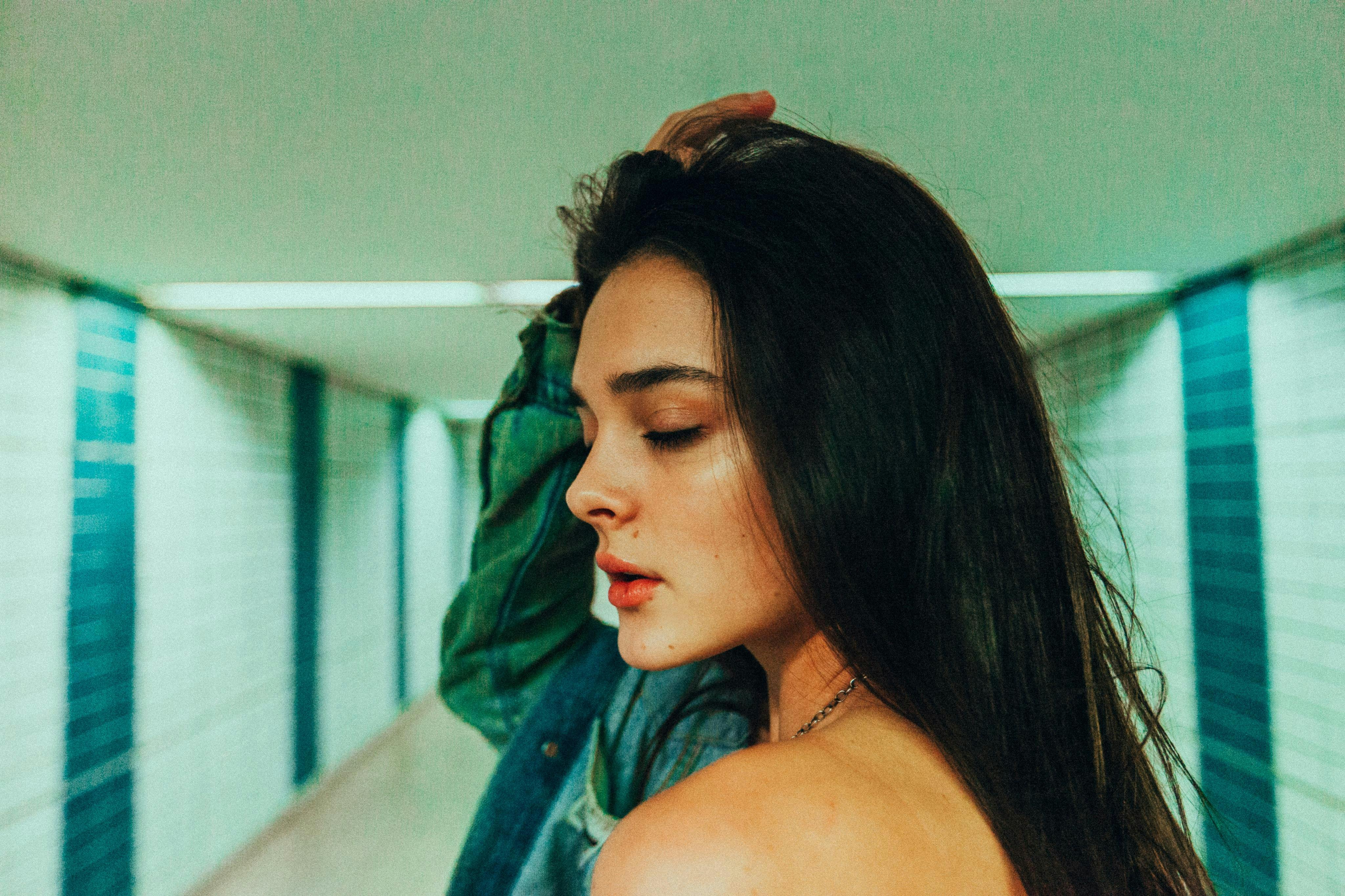 Charlotte Lawrence, Meg Mac, thereisnogravity (DJ)