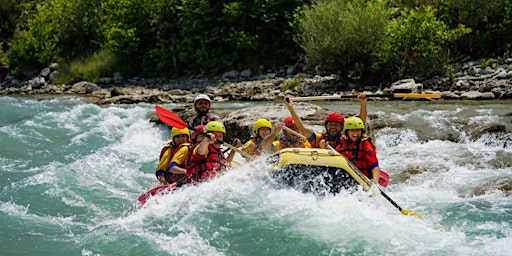 Impactful Women Go Rafting!  primärbild