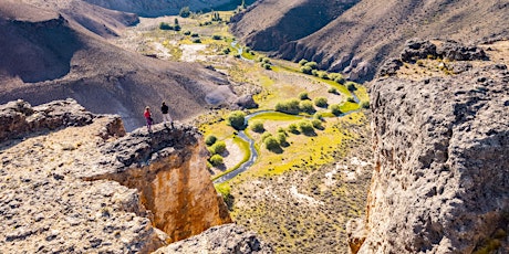 Imagen principal de Patagonia Park: Trekking and wildlife watching in the land of Canyons.