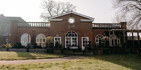 THE FOLLY AT THE FARMHOUSE WEDDING EVENT X THE WEDDING ASSEMBLY