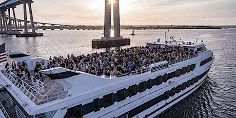 Imagen principal de #1 BOOZE CRUISE YACHT PARTY  | Statue of liberty cruise