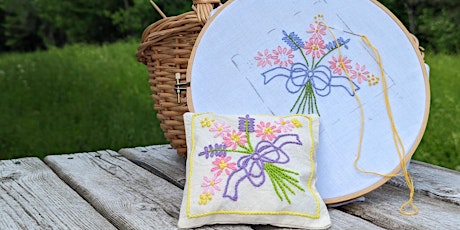 Imagen principal de Embroidery: Scented sachet ~ Broderie : Sachet parfumé