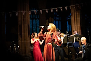 Immagine principale di West End Musicals by Candlelight - Fri 17 May, Gloucester 