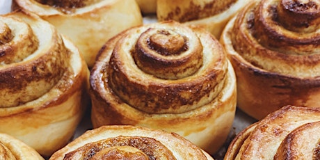 Hauptbild für Online Baking Workshop: XL Bakery Style Cinnamon Buns!