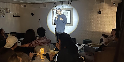 Imagen principal de Comedy Night at Arepas (Free Admission and Happy-Hour Food Deals)