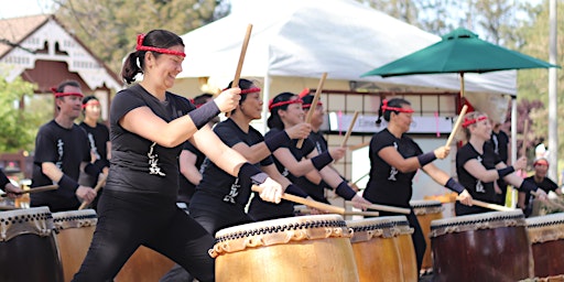 Imagem principal do evento Intro to Taiko: The Art of Traditional Japanese Drumming (song: Hachijou)