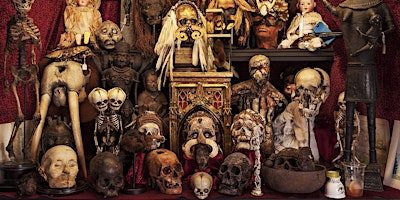 Image principale de The Viktor Wynd Museum of Curiosities Guided Tour + Devil's Botany Absinthe