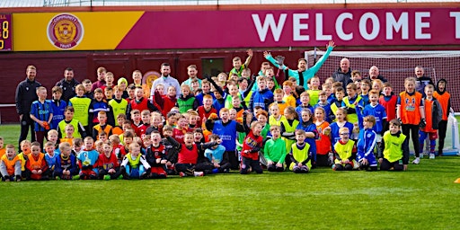Imagem principal de Sunday Football Sessions in April and May for Children aged 4 to 12