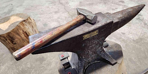 Imagem principal de Blacksmithing Basics: Bottle Opener