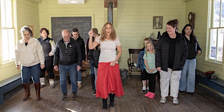Image principale de Dancing in the Schoolhouse