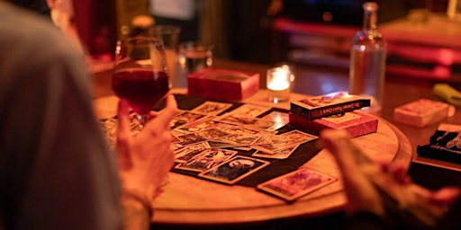 Immagine principale di Tuesday Tarot Night at Hôtel Biron Wine Bar & Art Gallery 