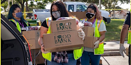 Volunteer at the LA Food Bank  primärbild