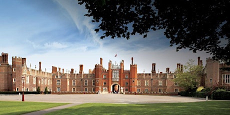 Imagem principal de A weekend day trip to Hampton Court Palace 1