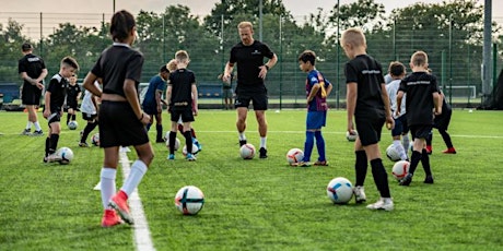 FREE FOOTBALL SKILLS SESSION IN HENLEY WITH ADAM CASH (AGED 10 PLUS) primary image