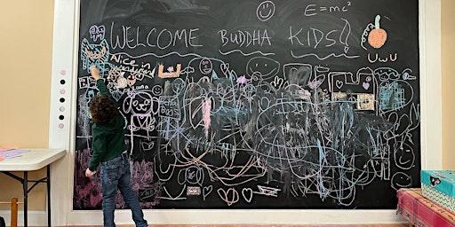 Imagem principal de Buddha Kids  at the Temple!