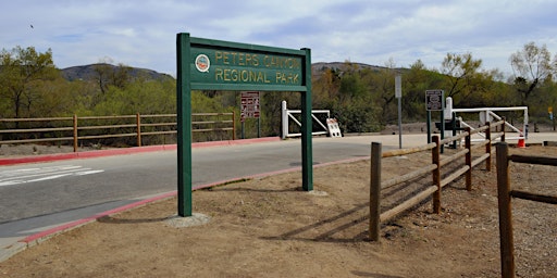 Imagem principal de Guided Hike at Peters Canyon