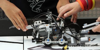 HelloRobot summer camp |11-14 anni|Space Robotics!