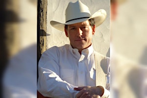 Tribute to George Strait Featuring Derek Spence primary image