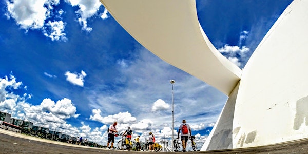 BIKE COOL TOUR - Conheça Brasília de bicicleta no aniversário da cidade!