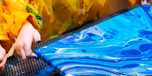 Free-Flowing Fluid Art - Painting Class by Classpop!™  primärbild