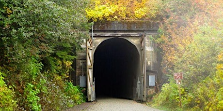 Immagine principale di Summit of Snoqualmie Tunnel to Rattlesnake Family Ride -Shuttled 