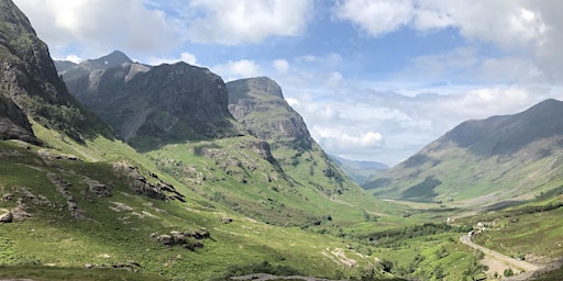 Imagem principal de The Three Sisters (Glen Coe Classics)