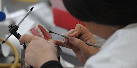 Étudiant d'un jour  - Techniques de denturologie primary image