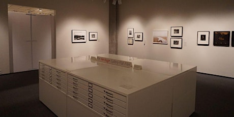 How to organise your photographic work to exhibition stage by Gavin Blake  primärbild