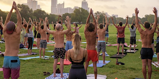 Hauptbild für Comfort Zone Fridays! Yoga, Breathwork, Icebaths & Amazing Community