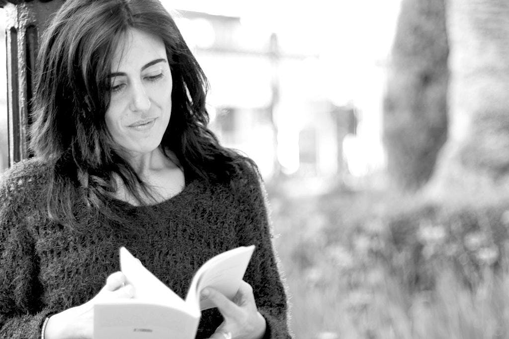 Raquel Lanseros: la poeta elegante e intimista.