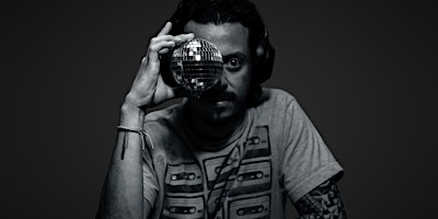 Imagem principal de Ritmo Caliente with DJ Earcandy