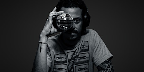 Imagen principal de Ritmo Caliente with DJ Earcandy
