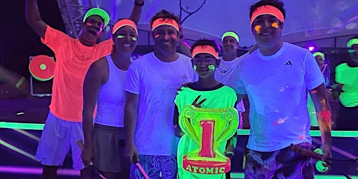 Imagem principal de ATOMIC Glow Tennis in Cancun - Group Sessions