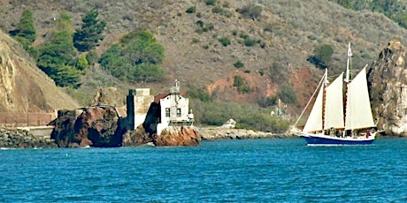 Image principale de Marine Wildlife and Ecology 2024 - Sail under the Golden Gate Bridge