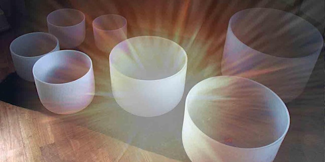 Image principale de Soothing Sound Bath & Tea Ceremony with Shauna Whisenton