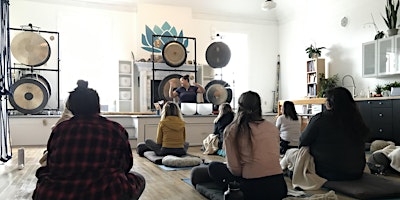 Immagine principale di Sacred Sound Alchemy: Gong and Singing Bowl Sound Bath 