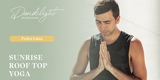 Imagem principal de Sunrise Yoga with Pedro