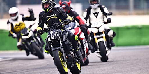 Motorrad-Schräglagen-Training Hockenheimring  primärbild