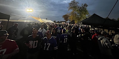 Hauptbild für Buffalo Red Zone Tailgate - Luke Combs (Friday)