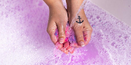 Planes para el día de la madre: Crea tu propia burbuja de baño para mamá.