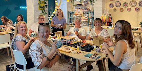 Mosaic Lamp Making Classes in Mackay