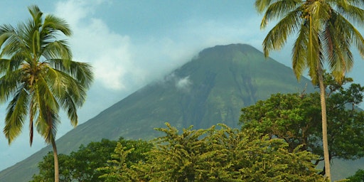 Image principale de NICARAGUA: outdoor exploring, surf + yoga