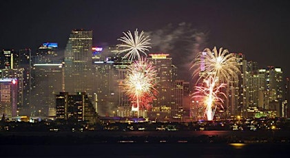 Image principale de MIAMI FIREWORKS NEW YEAR'S EVE 2024 | PARTY CRUISE PACKAGE DEAL