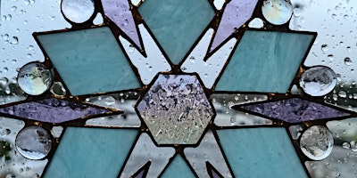Imagen principal de Christmas Tiffany stained glass workshop