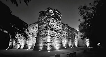 Image principale de Colchester Castle Ghost Hunt Essex with Haunting Nights